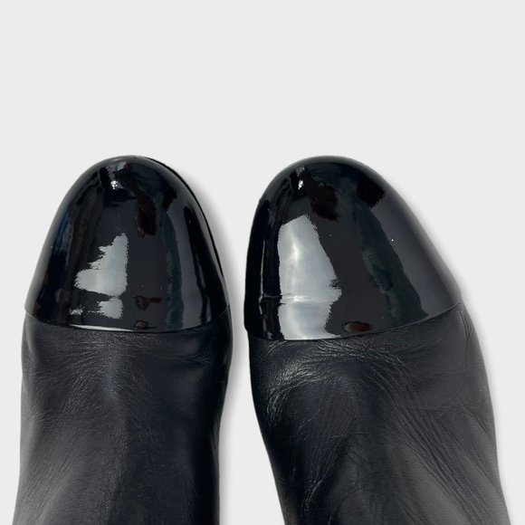 Gianvito Rossi Black Leather Patent Cap Toe Ankle Boots‎ - Picture 7 of 12